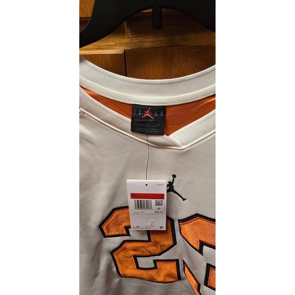 Jordan Hockey Jersey Mens Large Orange White 23 Long Sleeve BV0106-103 - Picture 2 of 3